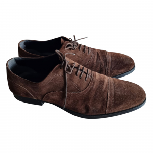 Zapatos ante Zara