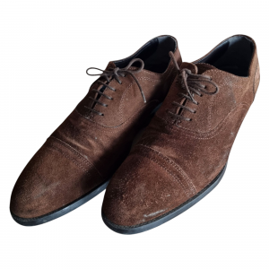 Zapatos ante Zara