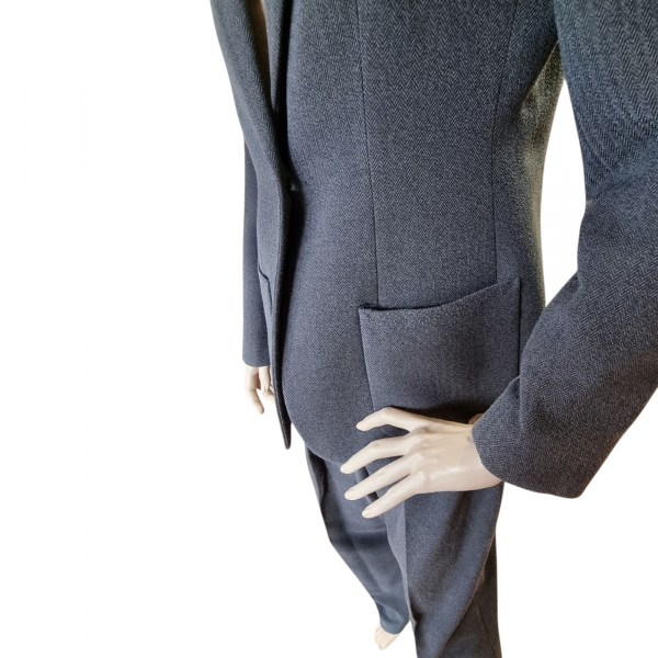 Traje Pantalón Gris Espiga Mercedes Fuentes - Imagen 3