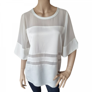 Blusa blanca de mujer
